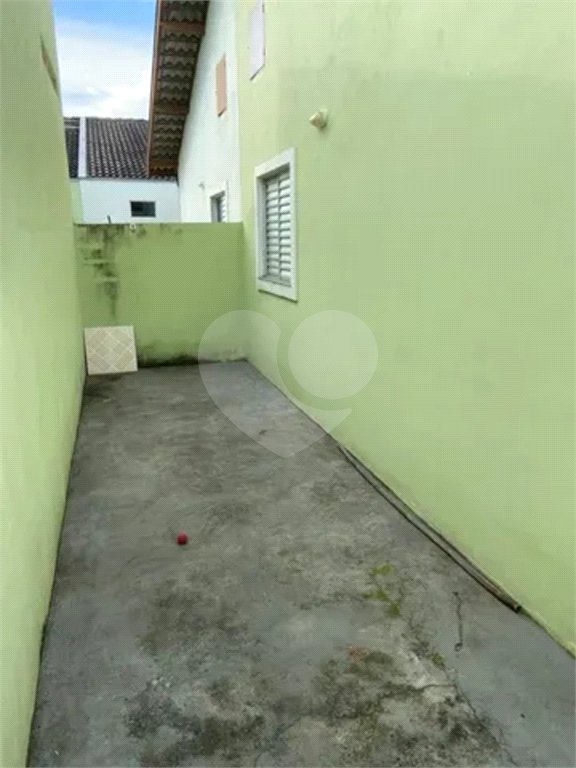 CASA EM CONDOMINIO 84M², 3 DORMITORIOS, 1 BANHEIRO, 2 VAGAS - BAIRRO CIDADE SALVADOR - JACAREÍ/SP.
