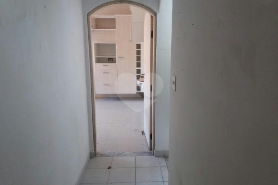 Sobrado à venda com 4 quartos, sendo 1 suíte, em Tremembé, São Paulo, SP
