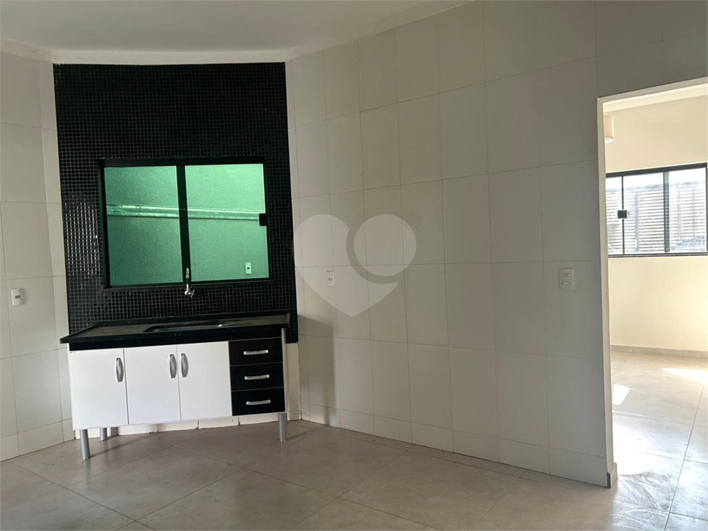 Casa à venda com 2 quartos, sendo 1 suíte, em Vila Santana, Itapetininga, SP