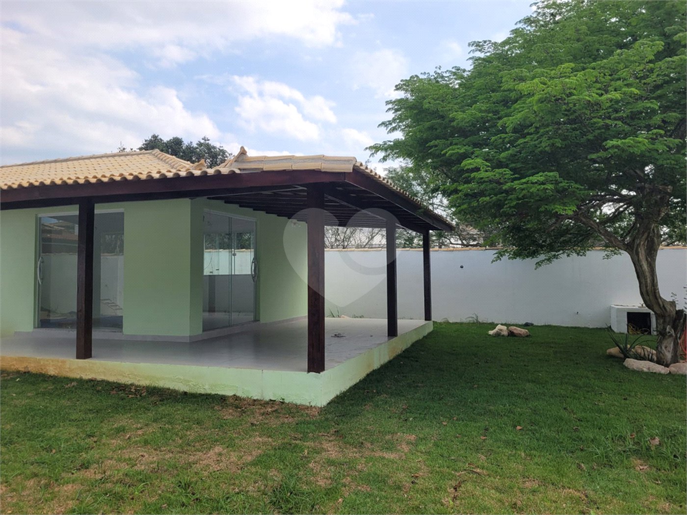 Terreno em condomínio à venda com 3 quartos, sendo 2 suítes, em Caravelas, Armação dos Búzios, RJ