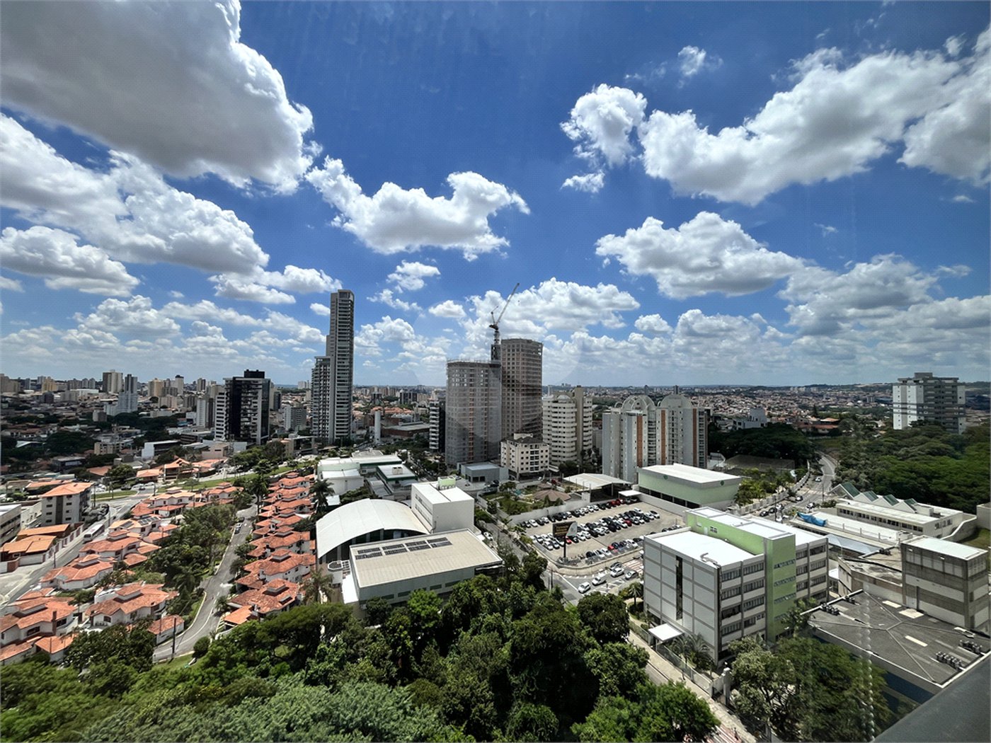 Apartamento à venda com 3 suítes em Jardim Portal da Colina, Sorocaba, SP