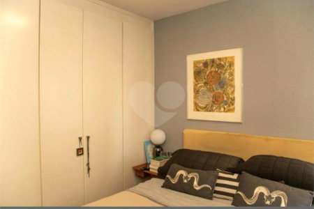 Apartamento à venda com 3 quartos, sendo 1 suíte, em Brooklin Paulista, São Paulo, SP