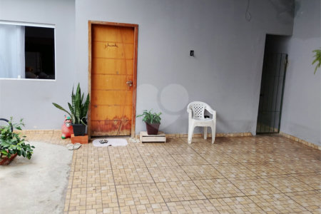 Casa à venda com 3 quartos, sendo 1 suíte, em Convívio do Santo, Porto Feliz, SP