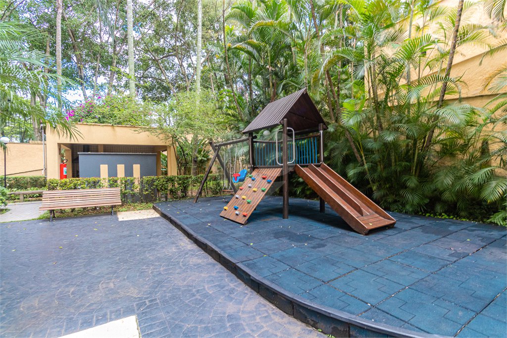 Apartamento à venda com 3 quartos, sendo 1 suíte, em Jardim Marajoara, São Paulo, SP