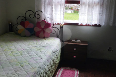 Chácara à venda com 3 quartos, sendo 1 suíte,  no Centro, Araçoiaba da Serra, SP