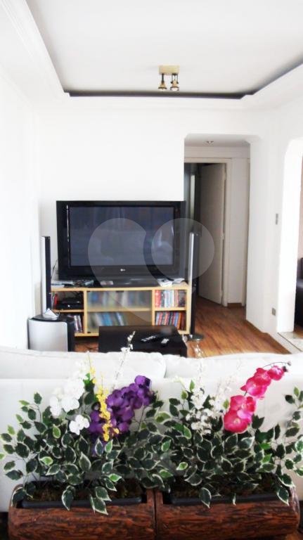 Apartamento à venda com 3 quartos, sendo 1 suíte, em Vila Nova Cachoeirinha, São Paulo, SP