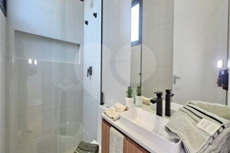 Casa à venda com 3 suítes no condomínio Residencial Dona Maria Candida, Indaiatuba - SP