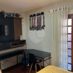 Casa Térrea à venda com 5 quartos, sendo 3 suítes,  em Vila Oliveira, Mogi das Cruzes, SP