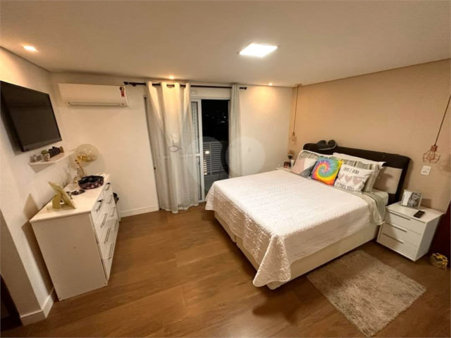 Sobrado à venda com 3 quartos, sendo 1 suíte,  em Tucuruvi, São Paulo, SP