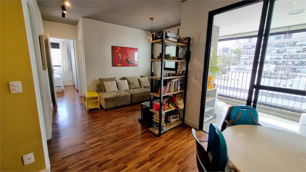 Apartamento à venda com 2 quartos, sendo 1 suíte, em Pinheiros, São Paulo, SP