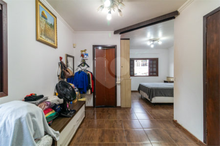 Casa à venda com 3 quartos, sendo 1 suíte,  em Santo Amaro, São Paulo, SP