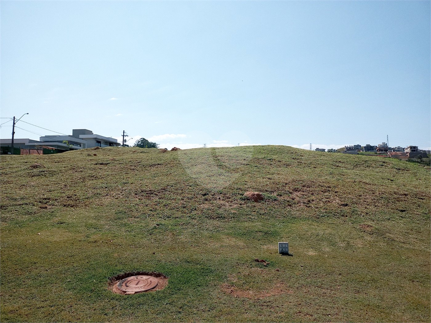 Terreno à venda no condomínio Campo de Toscana, Vinhedo - SP