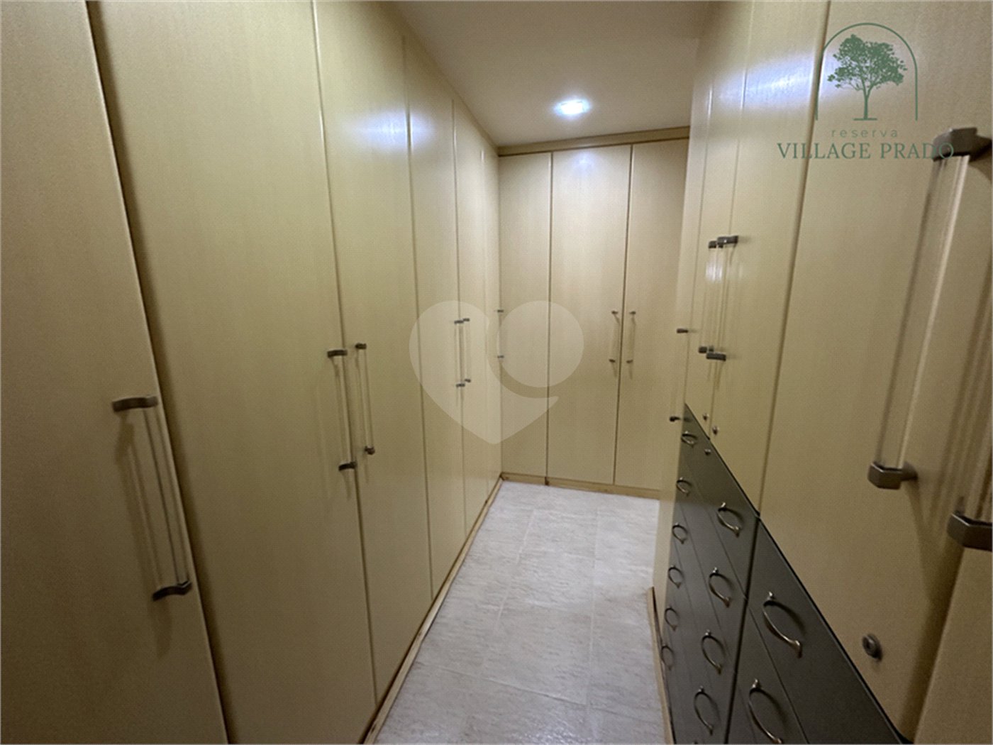 Casa à venda com 6 suítes no condomínio Reserva Village Prado, Indaiatuba - SP