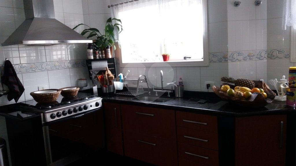 Casa à venda com 4 suítes em Jardim Floresta, São Paulo, SP