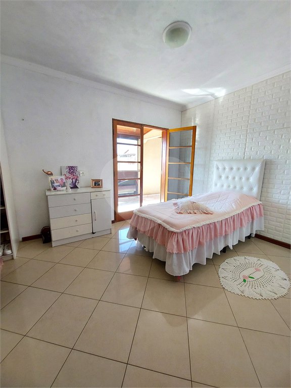 Casa à venda com 5 quartos, sendo 1 suíte, em Santa Claudina, Vinhedo, SP