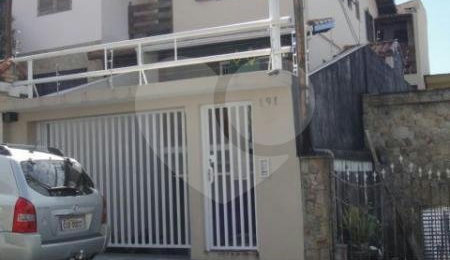 Sobrado à venda com 3 quartos, sendo 2 suítes,  em Vila Mazzei, São Paulo, SP
