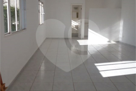 Casa à venda com 5 quartos, sendo 3 suítes,  no condomínio Estância Marambaia, Vinhedo - SP