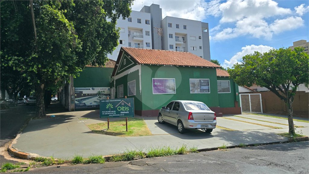 Salão à venda ou para alugar no Centro, Araraquara, SP
