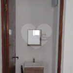 Sobrado à venda com 3 quartos em Jardim Estela Mari, Cotia, SP