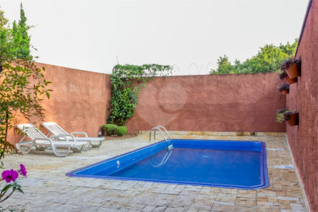 Casa à venda com 3 quartos, sendo 1 suíte,  em Parque Jabaquara, São Paulo, SP