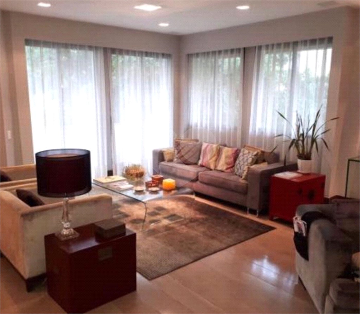 Apartamento à venda com 4 quartos, sendo 3 suítes, em Campo Belo, São Paulo, SP