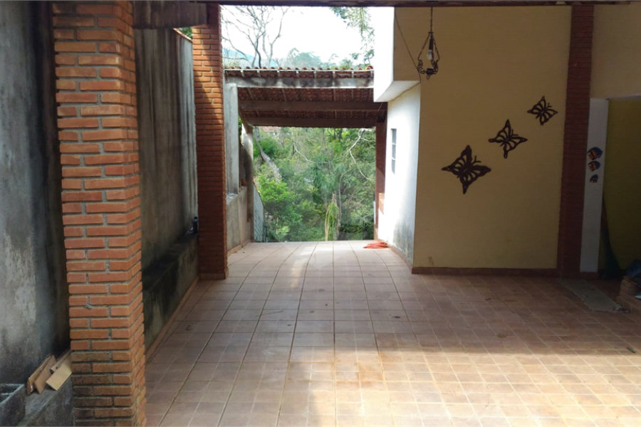Casa à venda com 3 quartos, sendo 1 suíte,  em Jundiaizinho (terra Preta), Mairiporã, SP