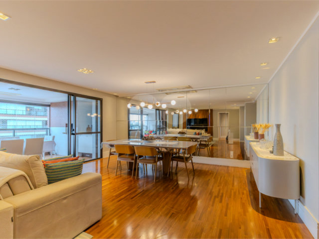 Apartamento à venda com 3 suítes em Chácara Santo Antônio, São Paulo, SP