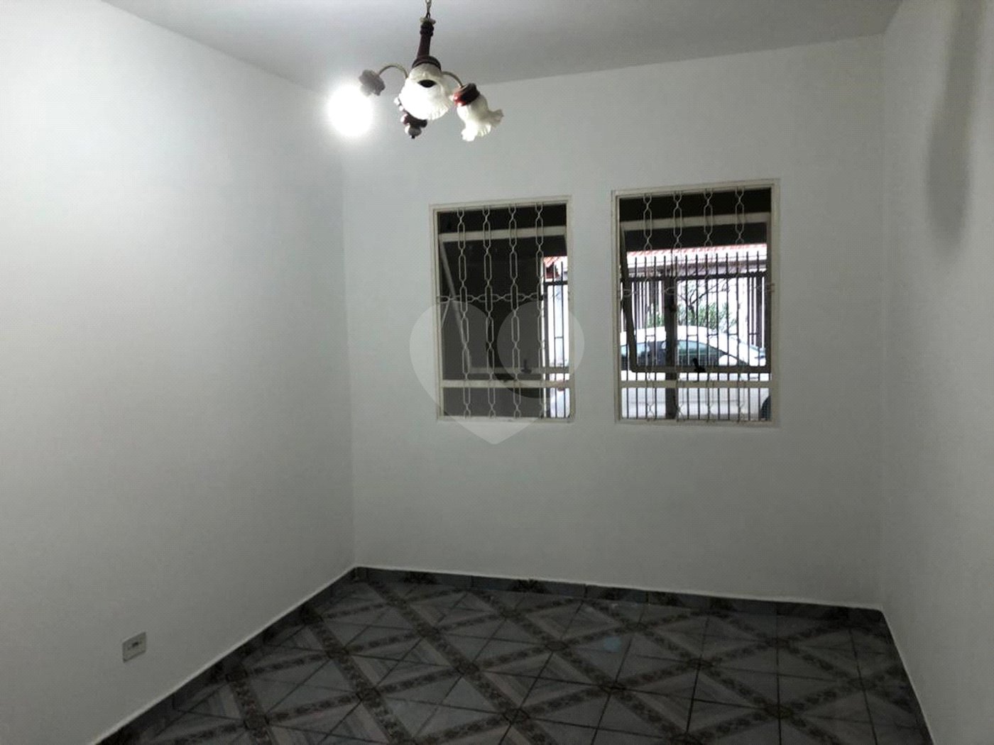 Casa à venda com 3 quartos, sendo 1 suíte, em Loteamento Terras de São Pedro e São Paulo, Salto, SP