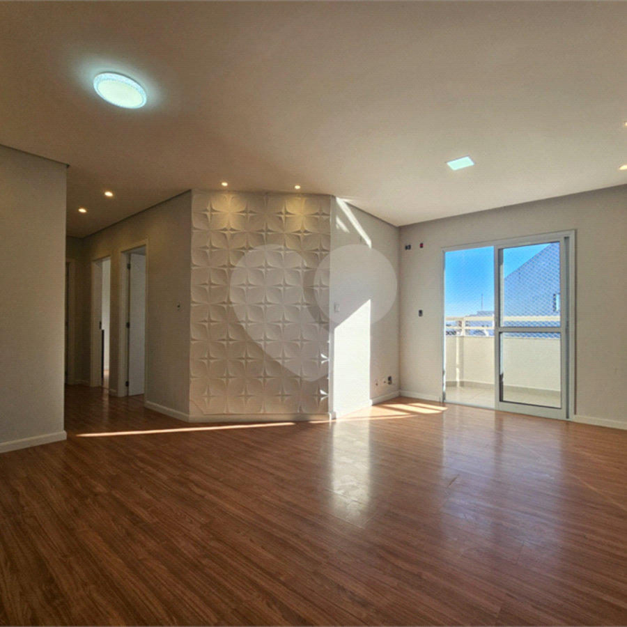 Apartamento à venda com 3 quartos, sendo 1 suíte, em Jardim Vera Cruz, Sorocaba, SP