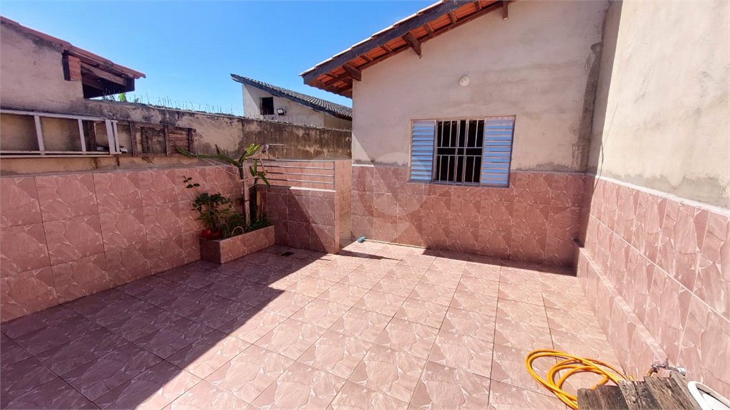 Casa à venda com 2 quartos em Residencial Hípica Jaguari, Bragança Paulista, SP