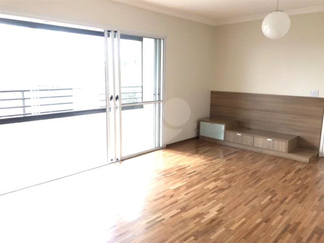 Apartamento à venda com 3 quartos, sendo 2 suítes,  em Santana, São Paulo, SP