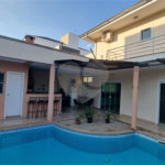 Casa à venda com 4 quartos, sendo 3 suítes,  no condomínio Residencial Villa dos Inglezes, Sorocaba - SP