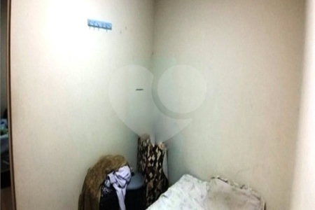 Sobrado à venda com 6 quartos em Jardim Japão, São Paulo, SP