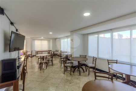 Apartamento à venda com 3 suítes em Vila Ipojuca, São Paulo, SP