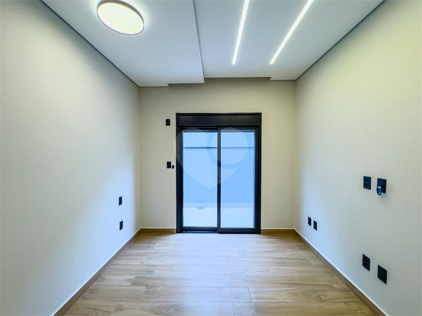 Casa à venda com 3 suítes no condomínio Residencial Helvétia Park, Indaiatuba - SP