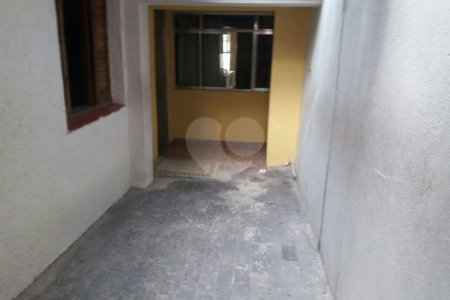 Casa à venda com 2 quartos, sendo 1 suíte, em Santana, São Paulo, SP