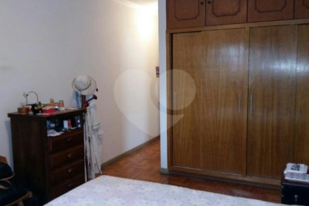 Sobrado à venda com 3 quartos, sendo 1 suíte, em Vila Mascote, São Paulo, SP