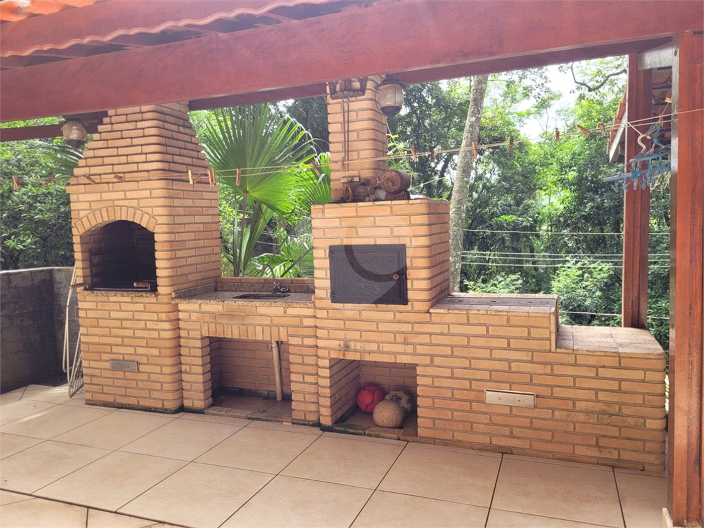 Casa à venda com 4 quartos, sendo 2 suítes,  em Serra da Cantareira, Mairiporã, SP