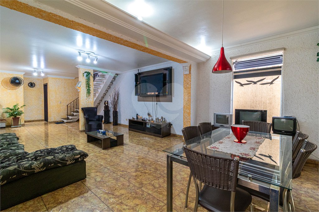 Casa à venda com 3 quartos, sendo 1 suíte,  em Santo Amaro, São Paulo, SP