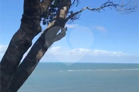 Casa à venda com 3 quartos, sendo 1 suíte, em Outerio da Glória, Porto Seguro, BA