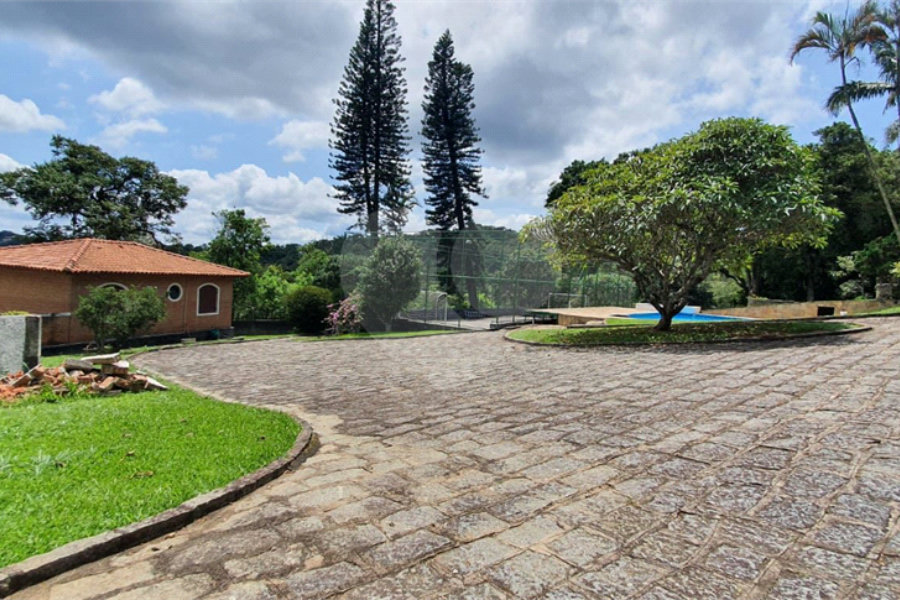 Chácara à venda com 2 quartos em Luiz Fagundes, Mairiporã, SP