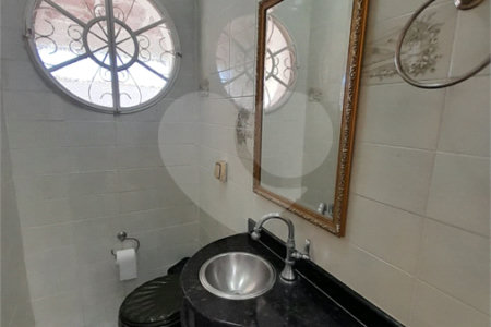 Casa à venda com 5 quartos, sendo 3 suítes,  no condomínio Estância Marambaia, Vinhedo - SP