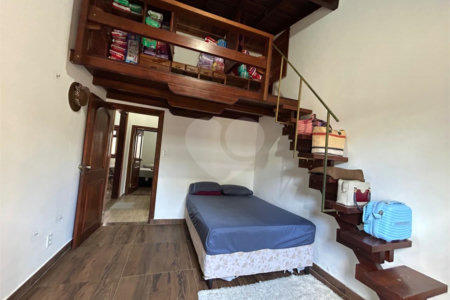 Casa à venda com 3 quartos, sendo 1 suíte, em Campinho, Porto Seguro, BA