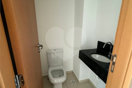 Apartamento à venda com 2 suítes em Atibaia Jardim, Atibaia, SP