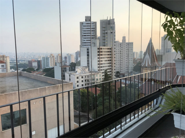 Apartamento à venda com 4 quartos, sendo 3 suítes,  em Santana, São Paulo, SP