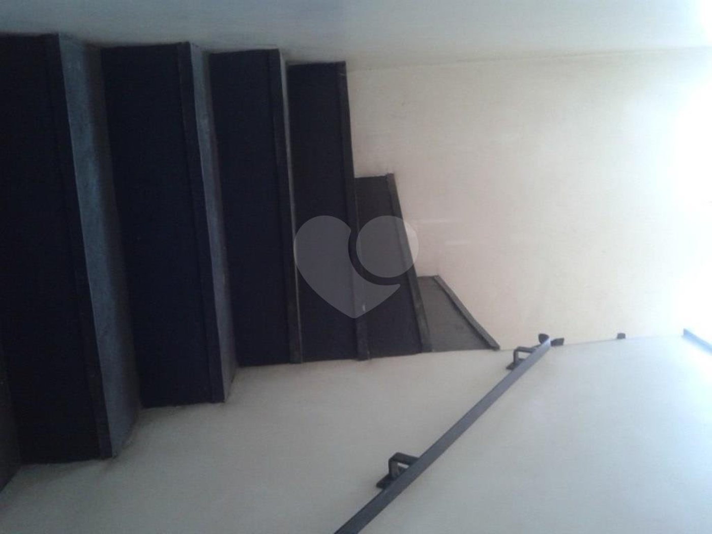 Sobrado à venda ou para alugar com 3 quartos, sendo 1 suíte,  em Horto, São Paulo, SP