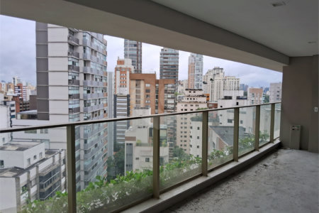 Apartamento à venda com 3 suítes em Moema, São Paulo, SP