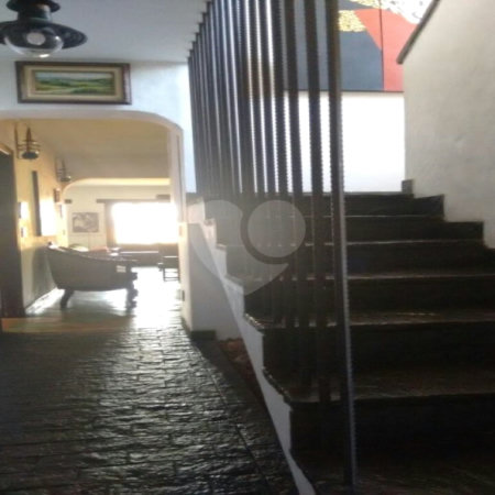 Casa à venda com 4 suítes em Vila Sônia, São Paulo, SP