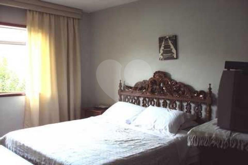 Casa Térrea à venda com 3 quartos, sendo 1 suíte, em Jardim Marajoara, São Paulo, SP
