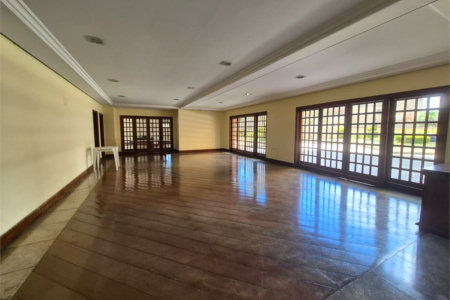 Apartamento à Venda no Condomínio Mansão do Butantã 105m² 3 quartos, suíte, 2 vagas cobertas, varanda